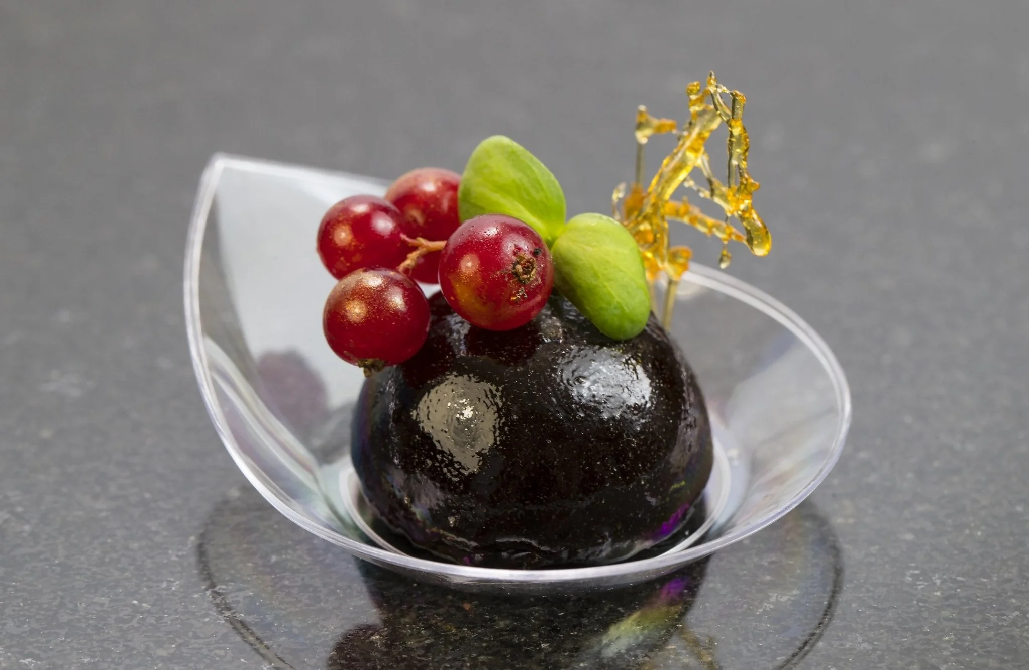 Chocolate Spherical_molecular gastronomy